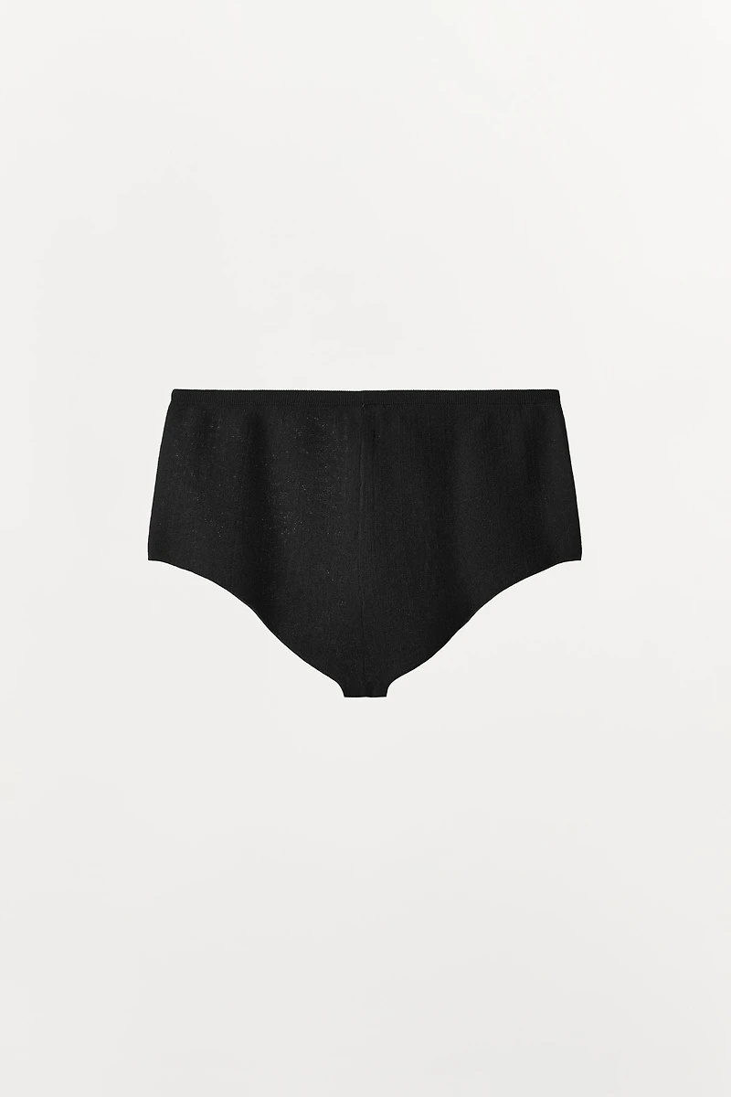 MINI SHORTS WITH COTTON BUTTONS