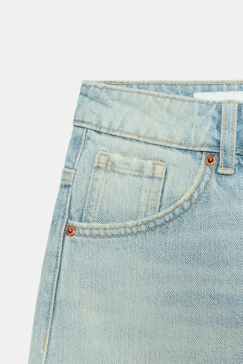 MID-RISE BAGGY DENIM SHORTS