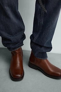 LEATHER BOOTS