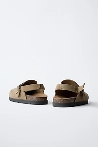 STORIESZ - SPLIT LEATHER CLOGS