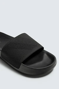 BATHROOM SANDALS