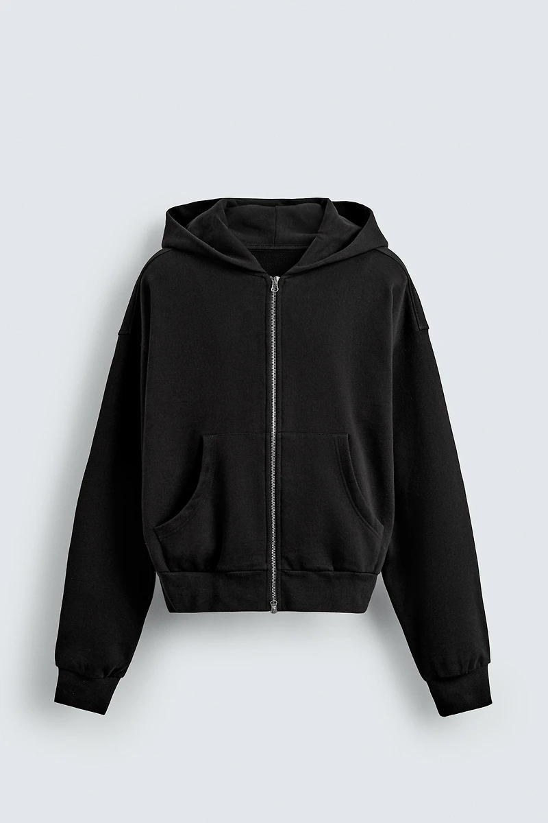 CROPPED FIT HOODIE SWEATSHIRT