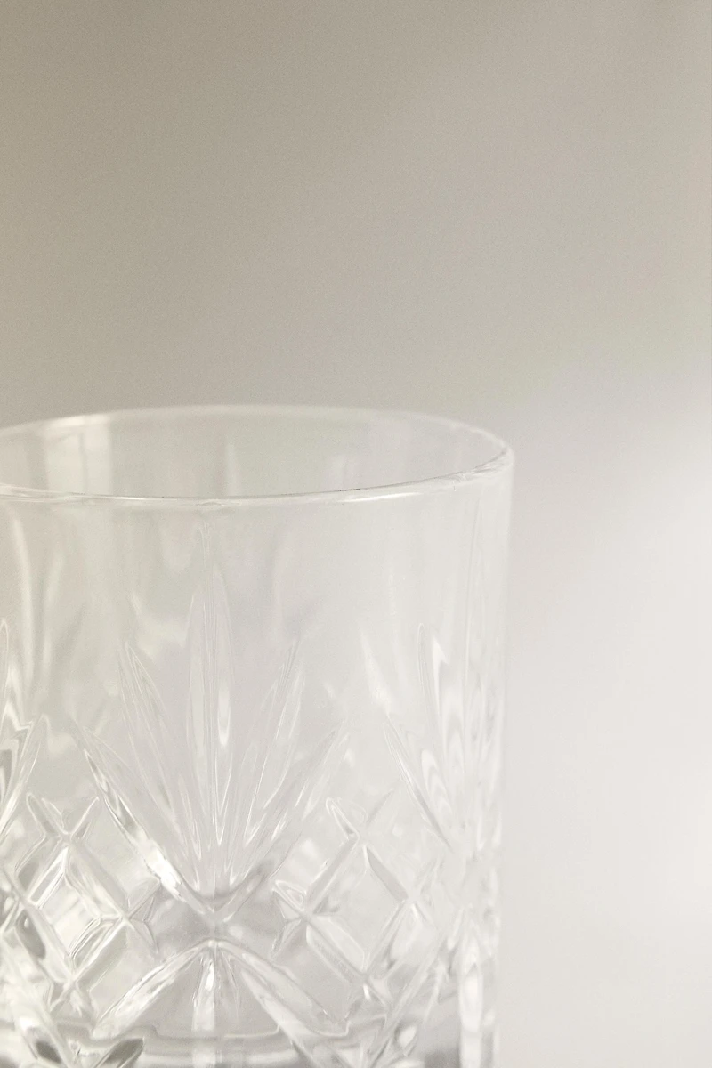 ENGRAVED CRYSTALLINE SHOT GLASS