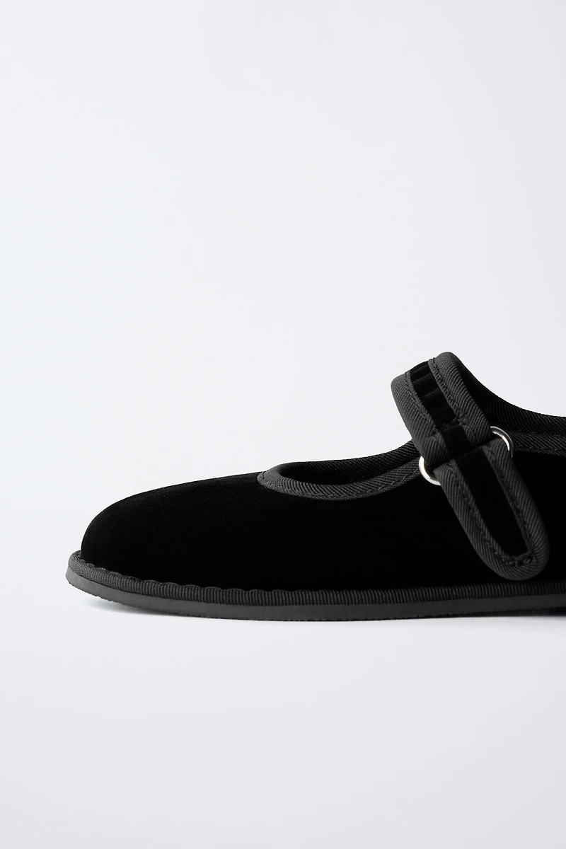 CLASSIC BALLET FLATS