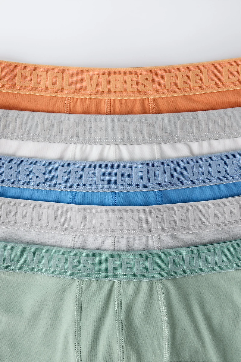 AGES 6-14 / FIVE-PACK OF TEXT BOXERS