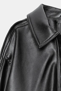 DETACHABLE FAUX FUR COLLAR JACKET