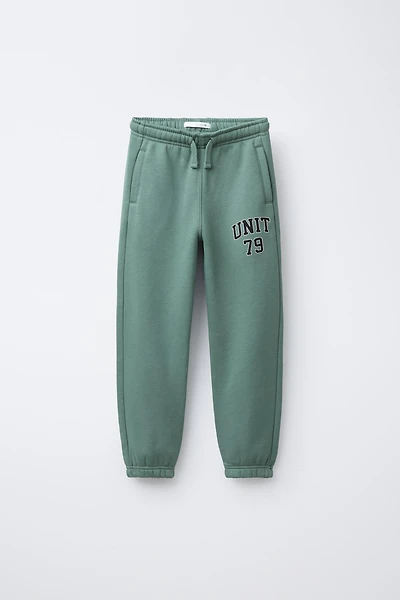 PANTALON DE JOGGING AVEC INSCRIPTION