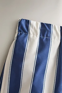 STRIPED MID-LENGTH BEACH SWIM SHORTS