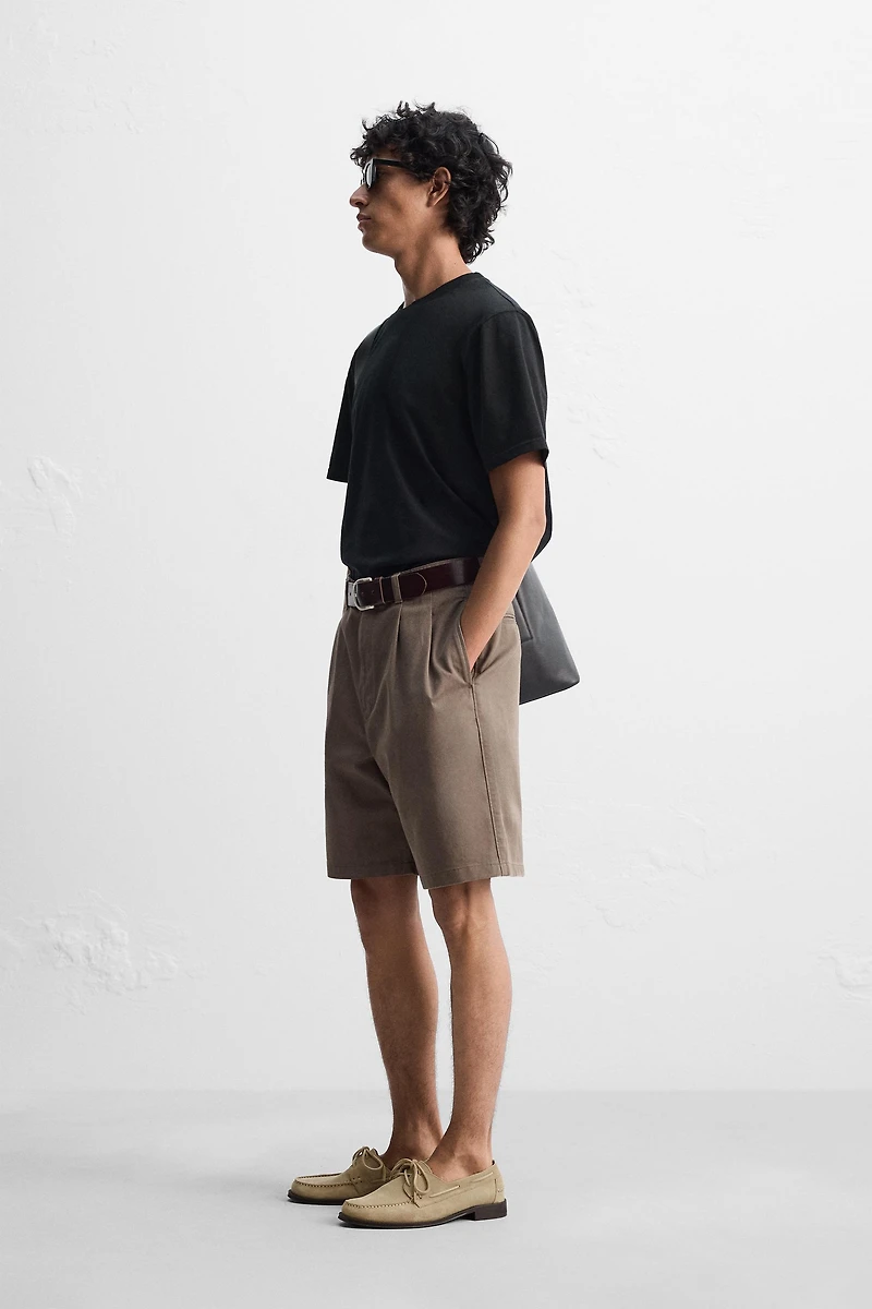 REGULAR FIT MEDIUM WEIGHT T-SHIRT