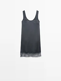 Robe courte fluide satinée