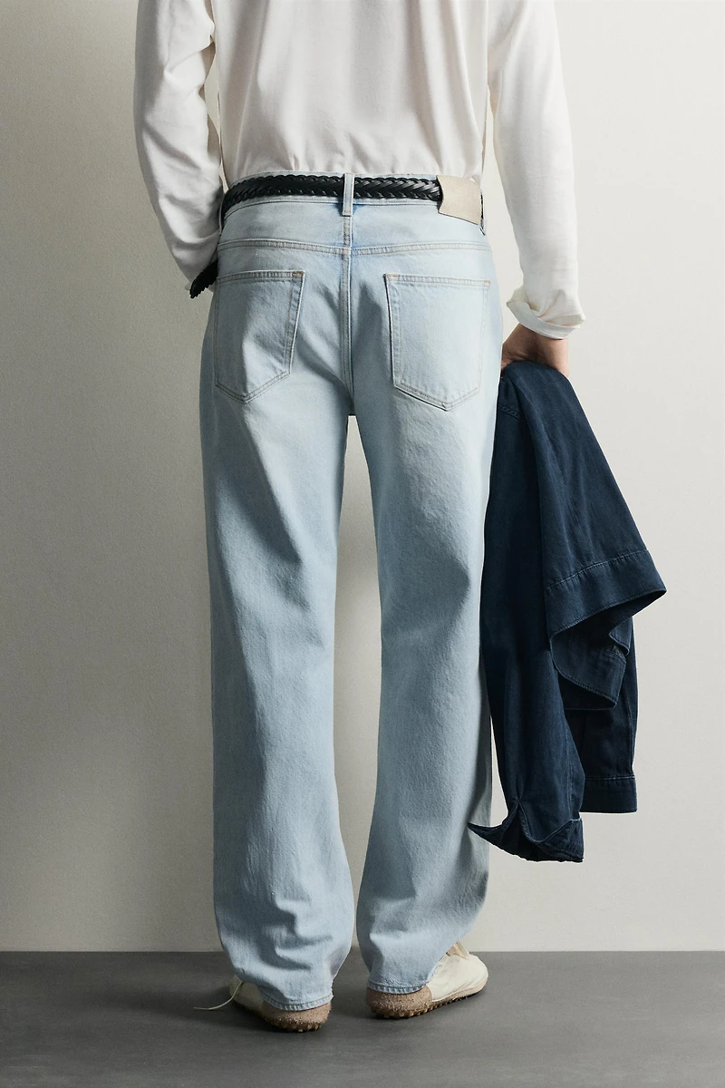 STRAIGHT ANKLE FIT JEANS
