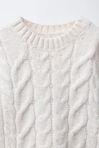 CABLE KNIT SWEATER