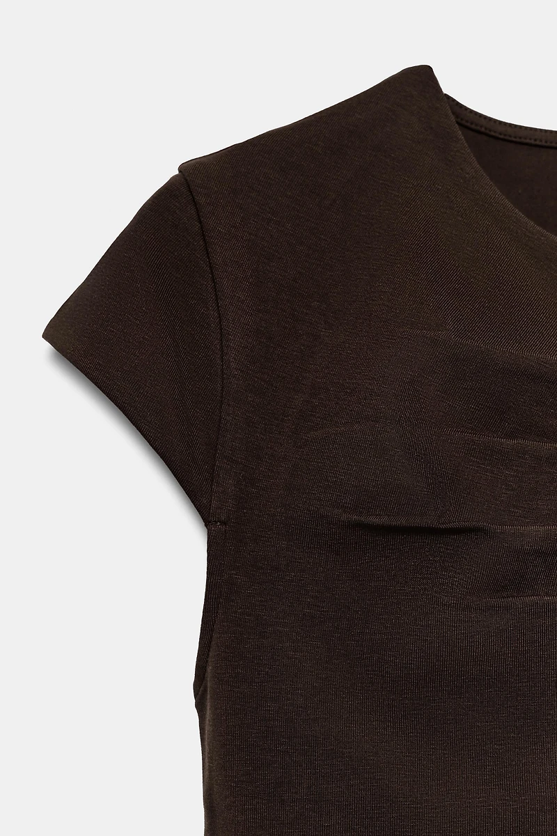 OPENING RUCHED TOP