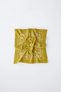 PAISLEY BANDANA