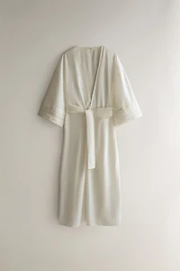 LACE ROBE