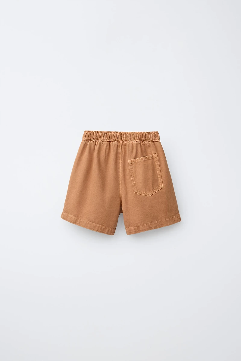 BALLOON SHORTS WITH DARTS