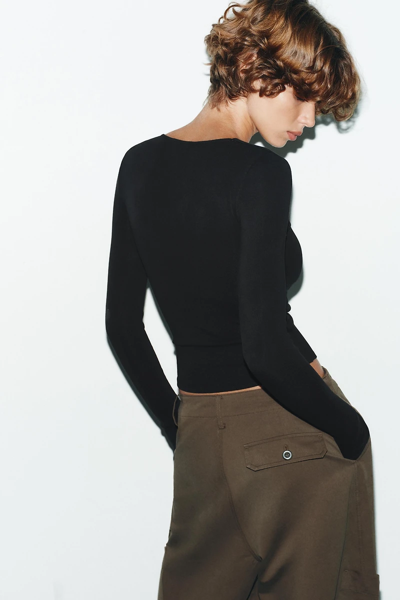 RIBBED SQUARE NECK TOP