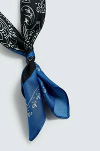 PAISLEY PRINT BANDANA