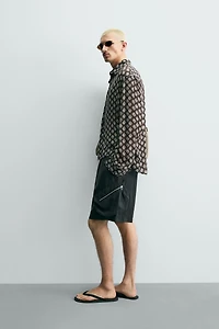 GEOMETRIC PRINT FLOWY SHIRT