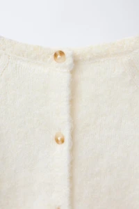 PULL EN MAILLE AVEC HÉRISSONS BRODÉS