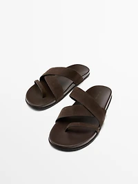 Sandale en cuir à lanières