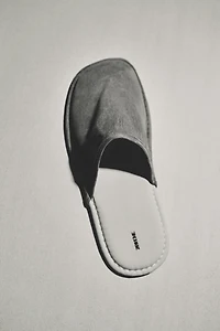 LEATHER MULE SLIPPERS