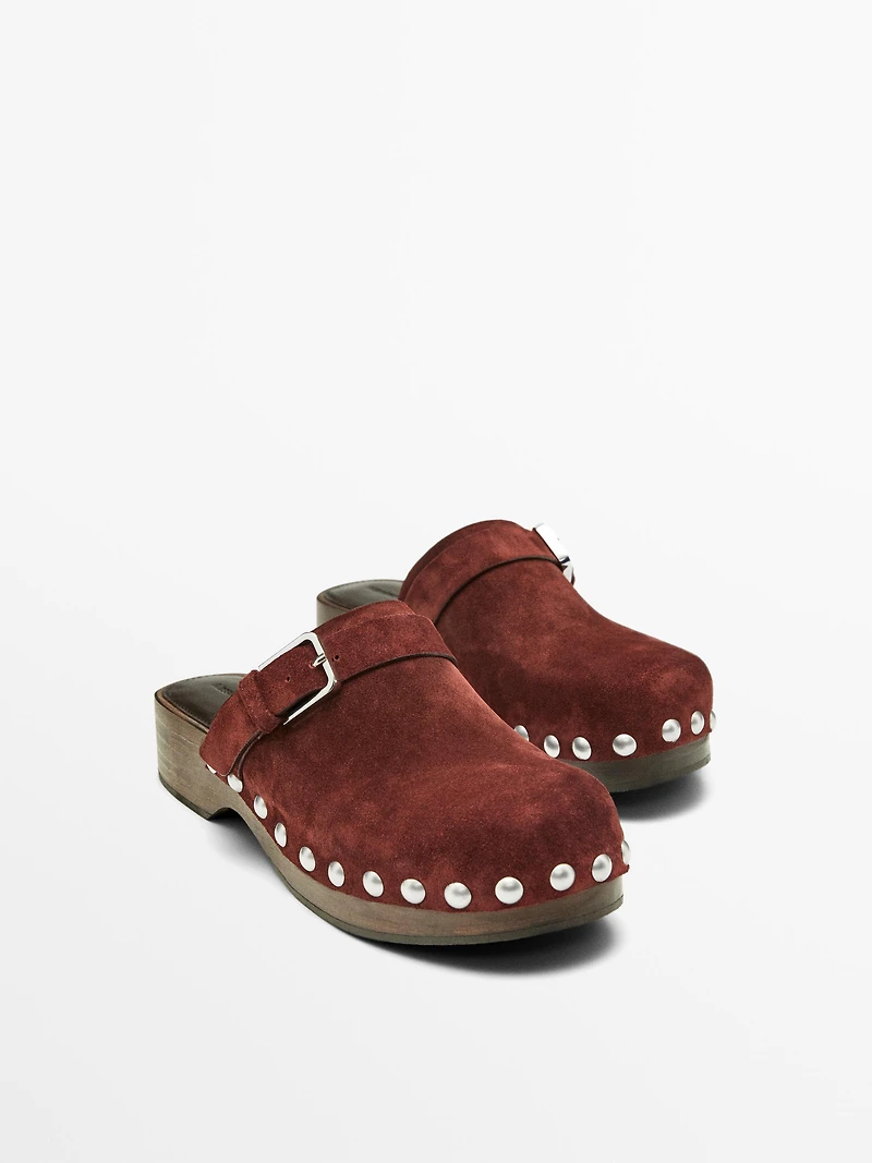 Sabot en cuir à boucle