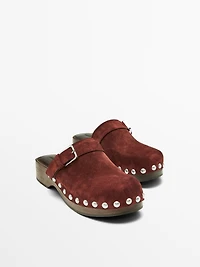 Sabot en cuir à boucle