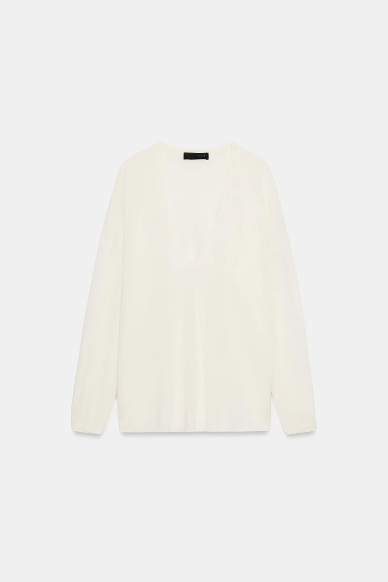 PULL EN MAILLE FINE À COL V