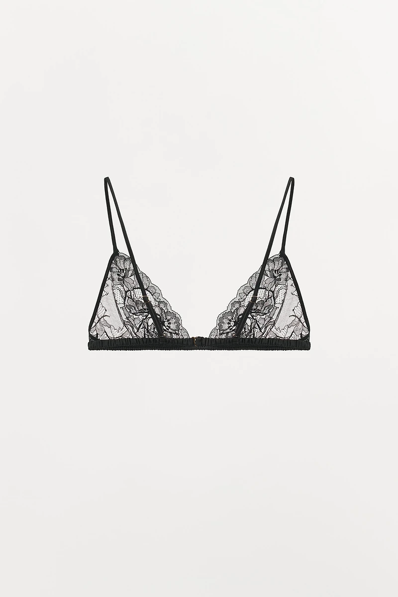LACE TRIANGLE BRALETTE