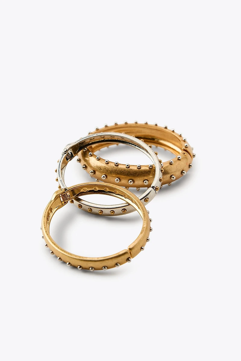 LOT DE 3 BRACELETS MÉTALLIQUES À CLOUS