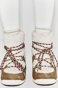 CONTRASTING ANKLE BOOTS SKI COLLECTION