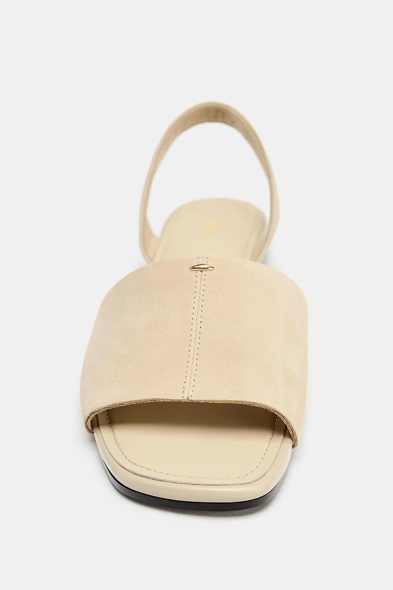 LEATHER STRAP FLAT SANDALS