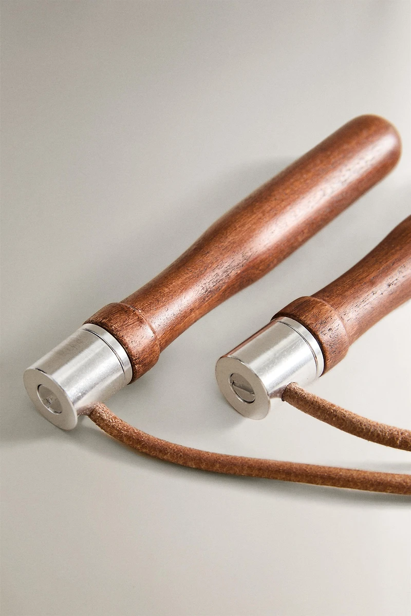 LEATHER SPORTS JUMP ROPE