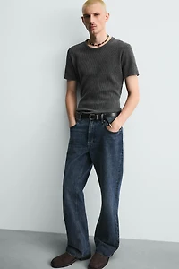 T-SHIRT EN MAILLE SLIM STRUCTURÉE