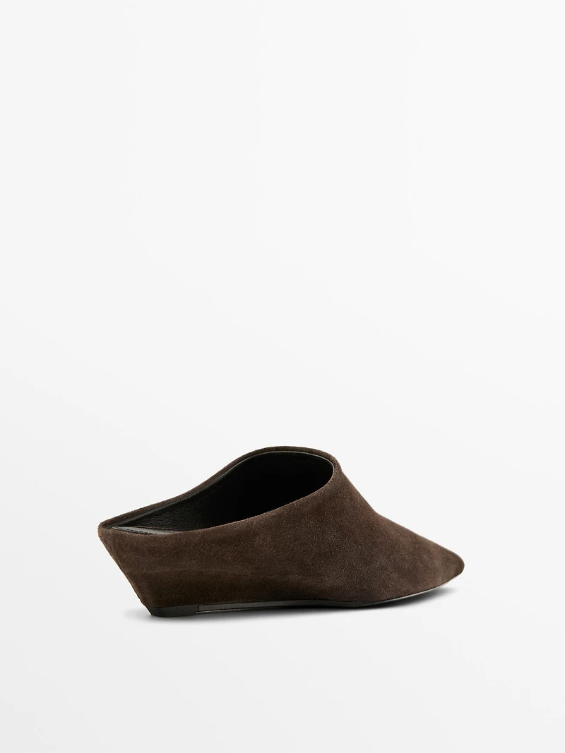 Mules à talon compensé