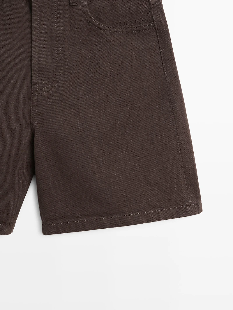 Mid-rise denim shorts