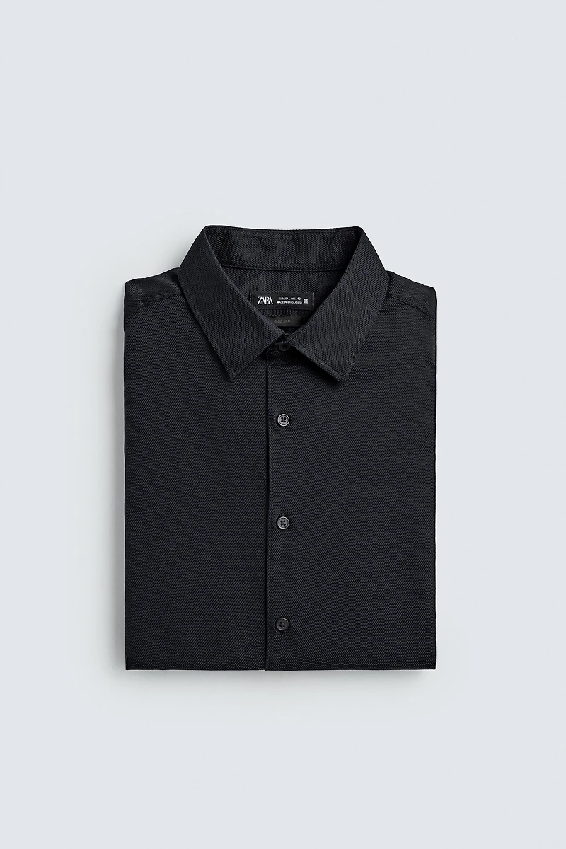 EASY CARE TEXTURED SHIRT