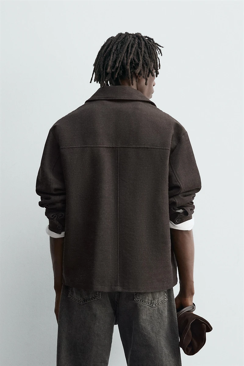 TEXTURED POCKET OVERSHIRT