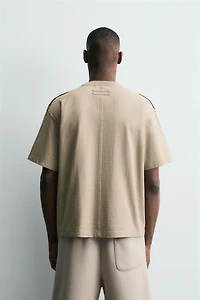 HEAVYWEIGHT REVERSE EFFECT T-SHIRT