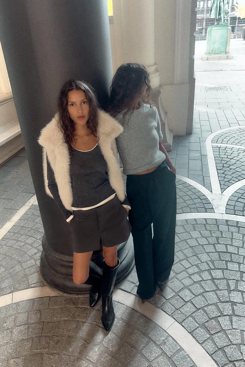 FAUX FUR VEST
