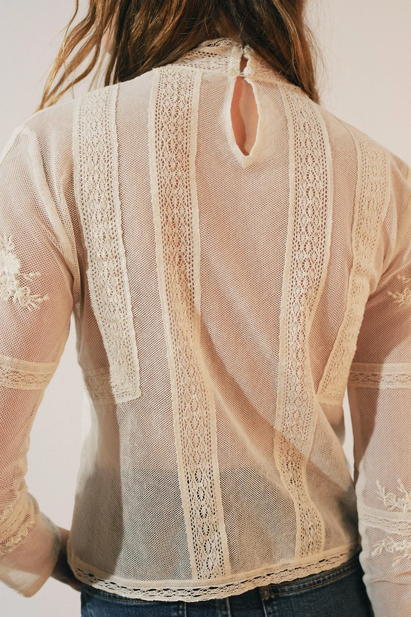 ZW COLLECTION ROMANTIC LACE BLOUSE