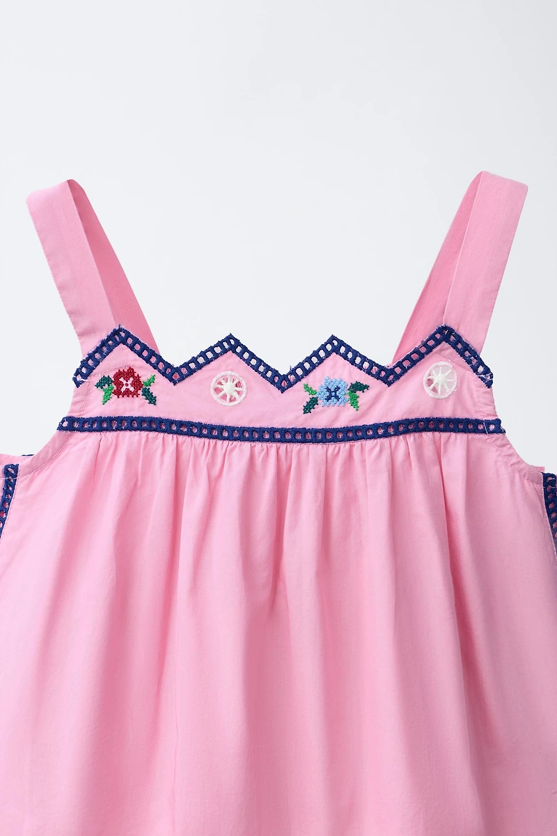 TOP BRODERIES ZIGZAG
