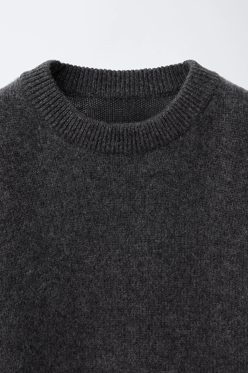 100% CASHMERE SWEATER