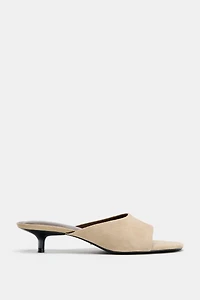 SUEDE KITTEN HEEL SANDALS