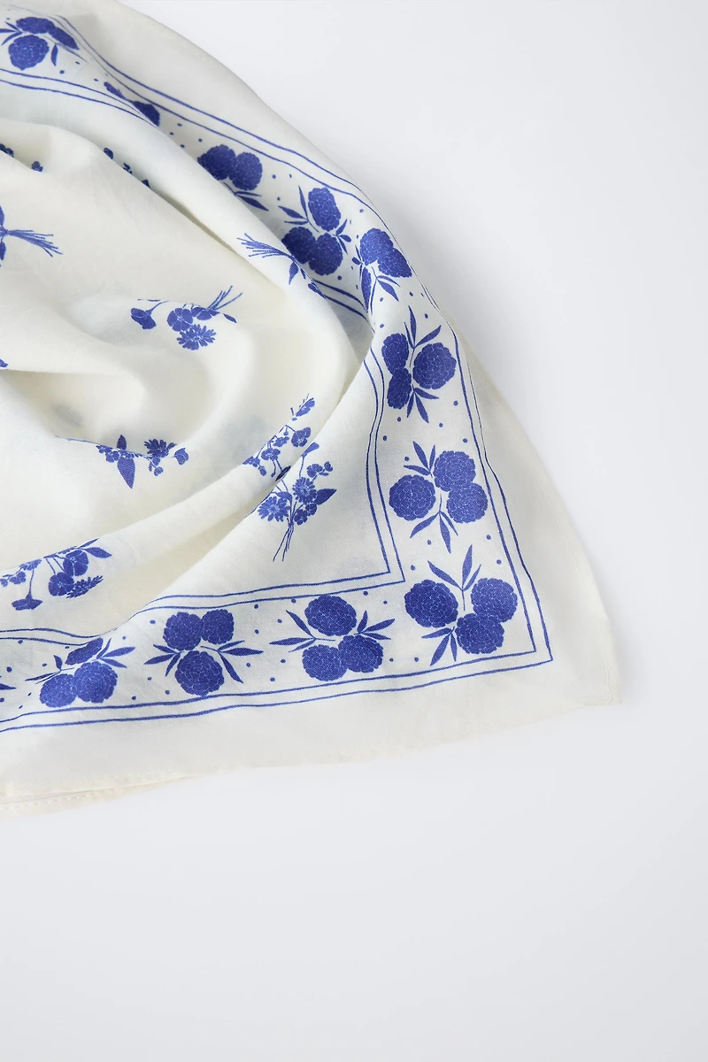 BANDANA CARRÉE FLEURS