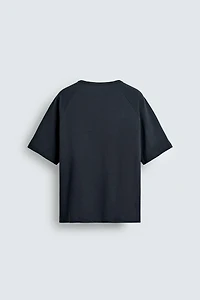 RELAXED FIT RIVET POCKET T-SHIRT