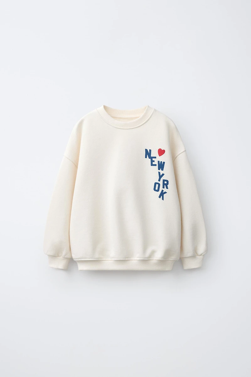 HEART AND TEXT PRINT SWEATSHIRT