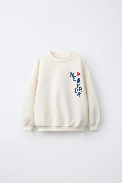 HEART AND TEXT PRINT SWEATSHIRT