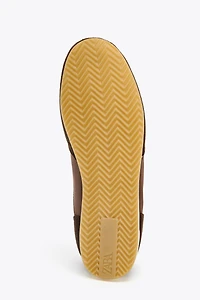 SOFT SNEAKERS